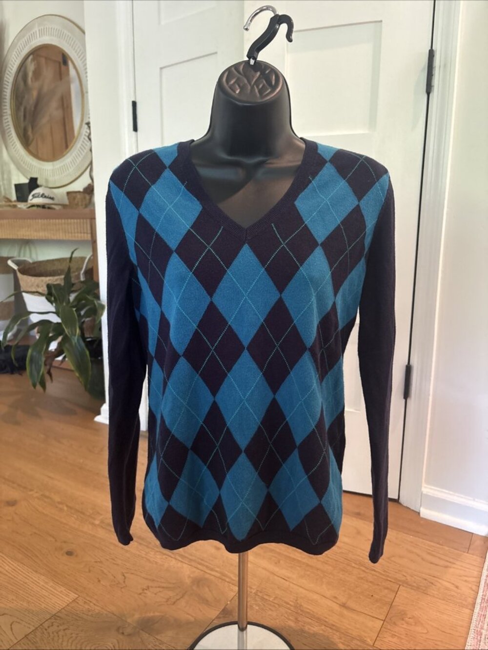 Tommy Hilfiger V Neck Pullover Sweater Argyle Blue Large